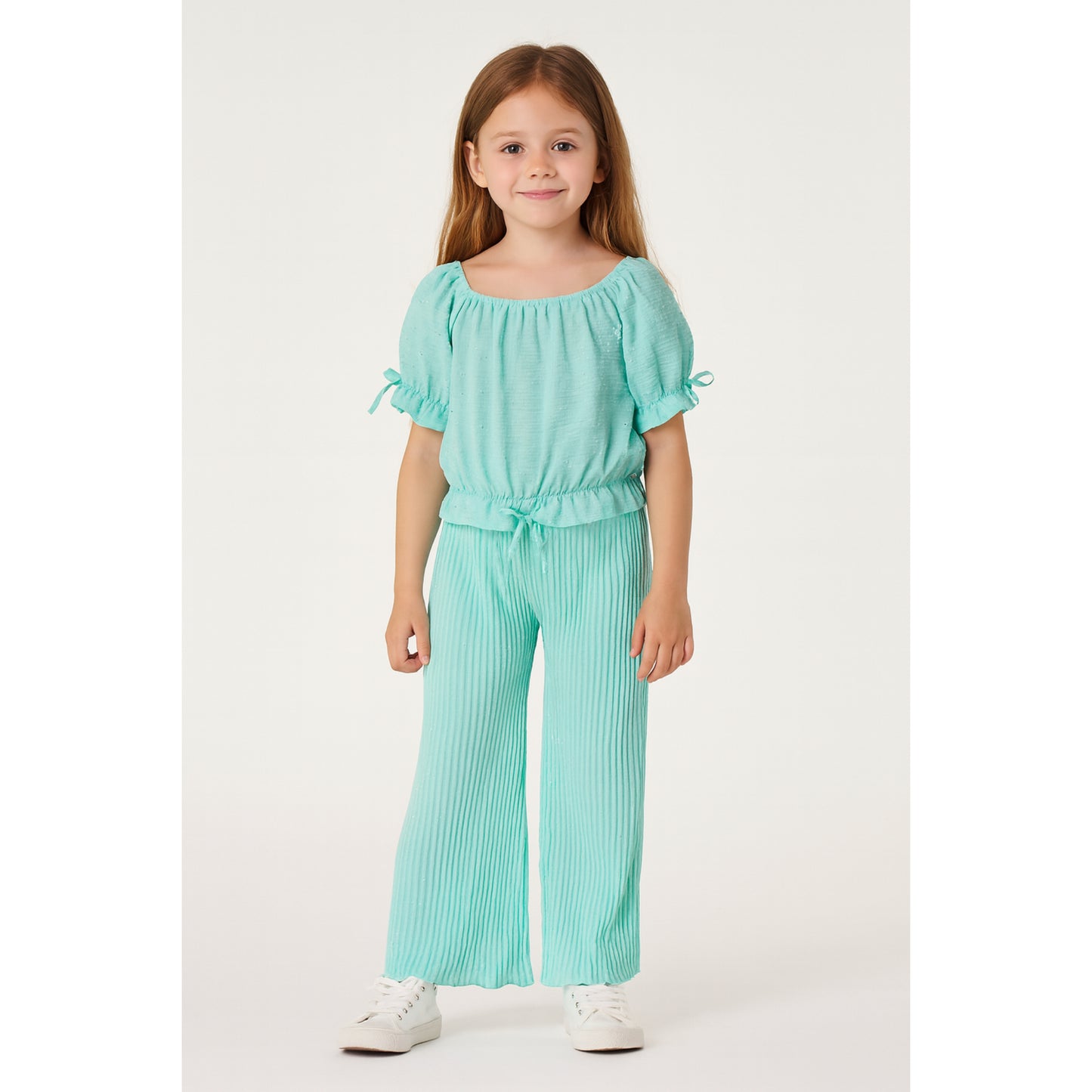 Meisjes set in aqua blauw – off-shoulder top met wijde broek