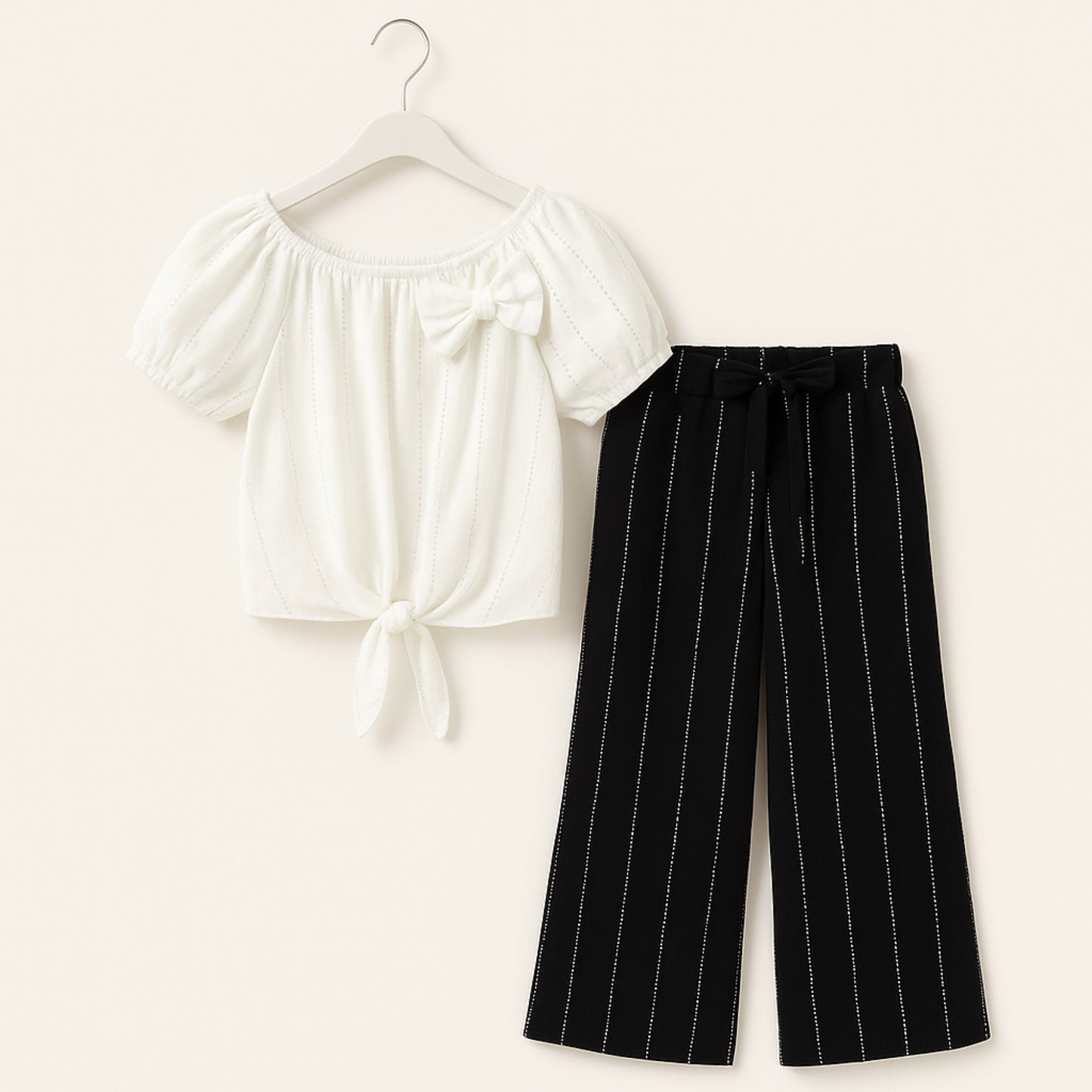 Meisjes set met off-shoulder top en zwarte broek – comfortabel en trendy