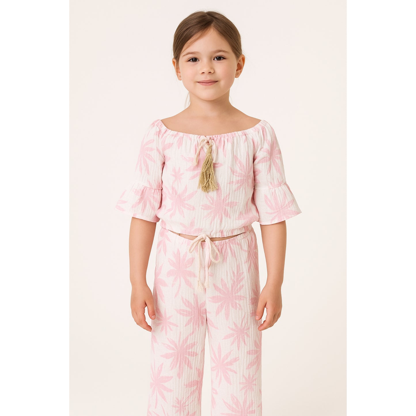 Meisjes set met bloemenprint – off-shoulder top & broek