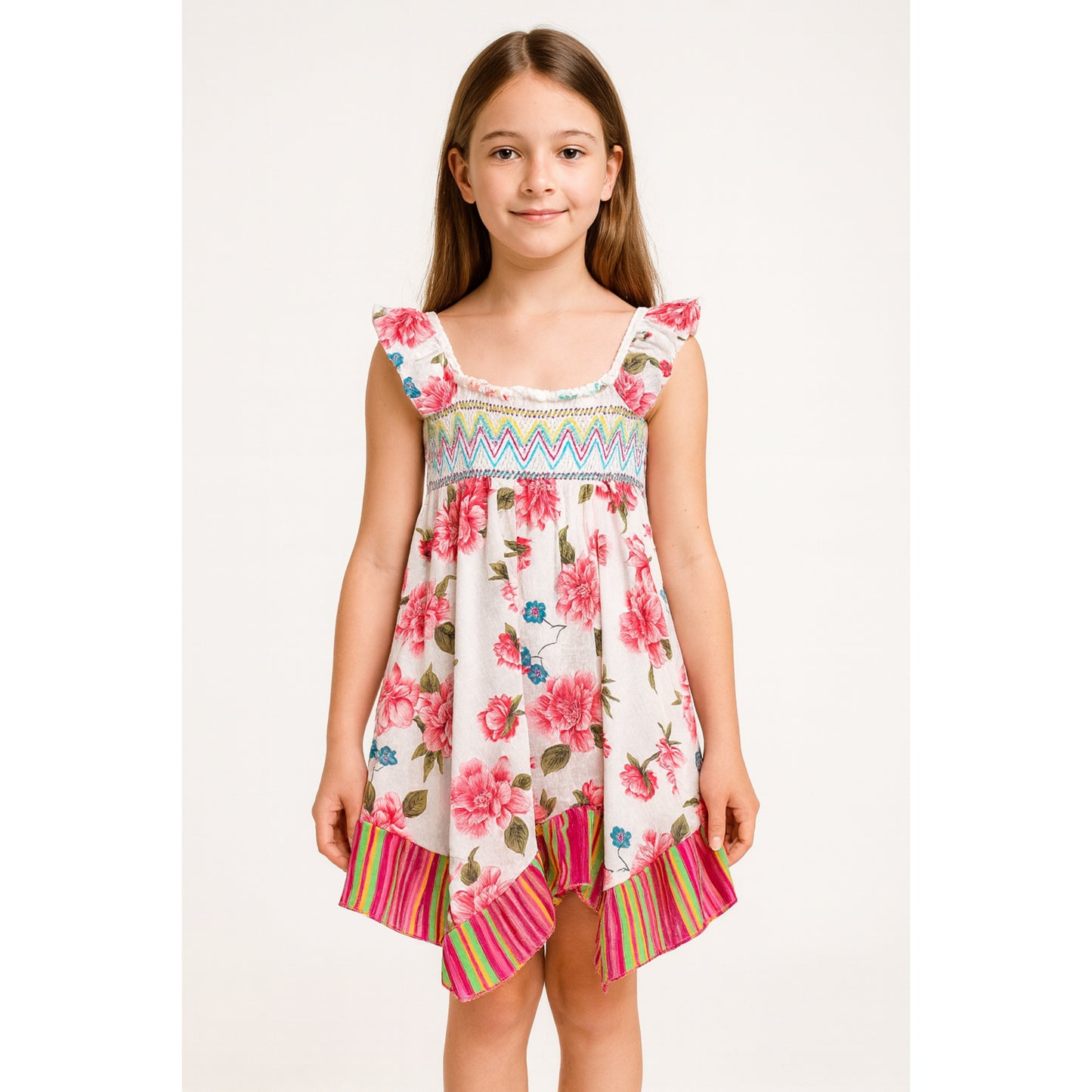 Meisjes zomerjurk met bloemenprint – wit met roze bloemen en gestreepte zoom