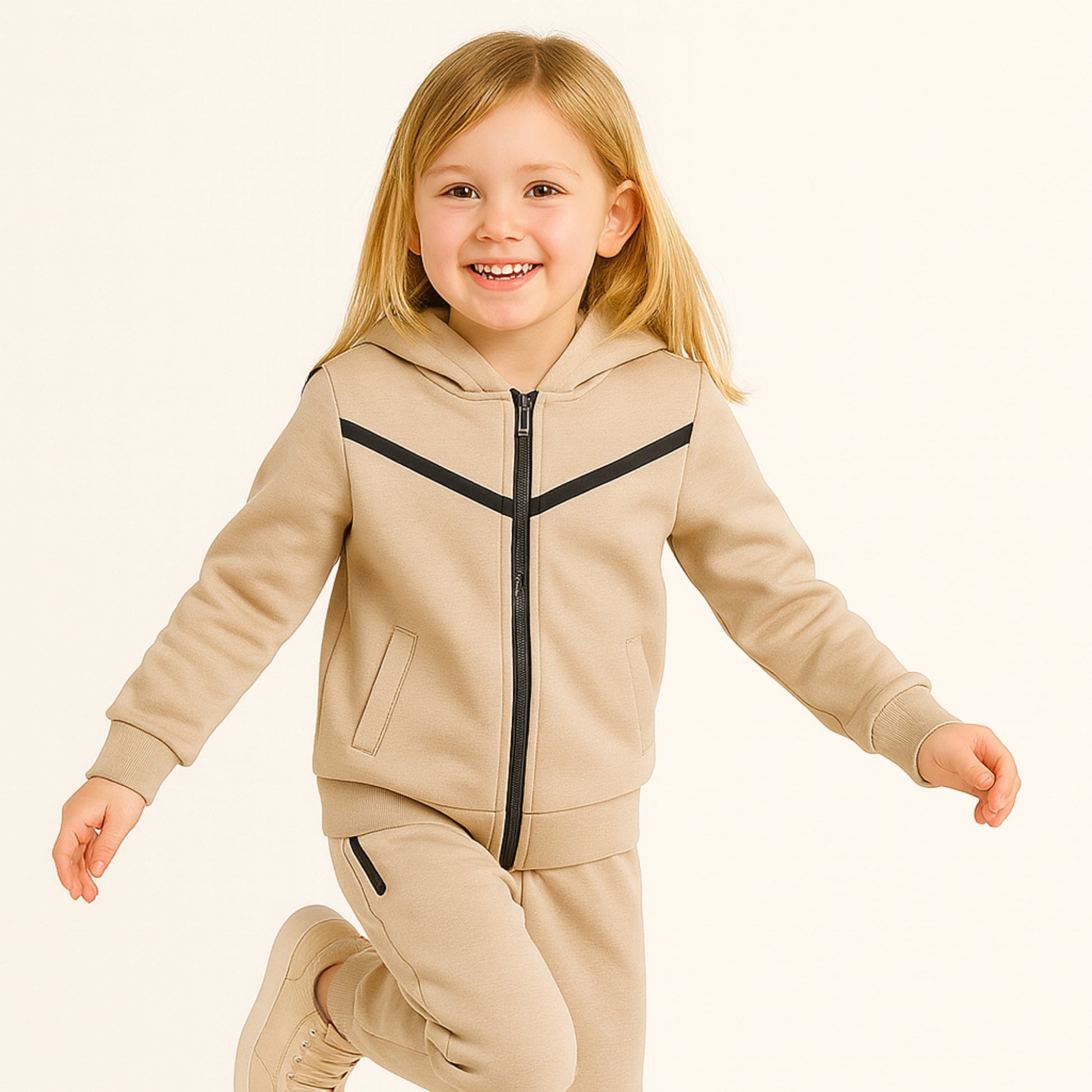 Meisjes joggingpak beige – hoodie met rits en sportieve broek