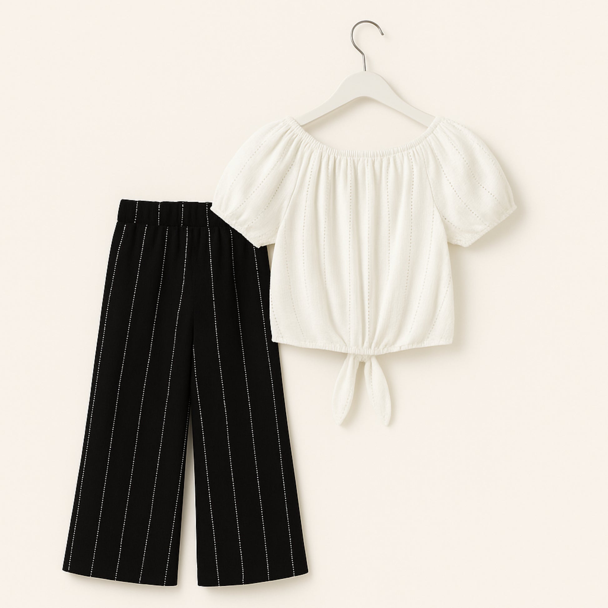 Meisjes set met off-shoulder top en zwarte broek – comfortabel en trendy