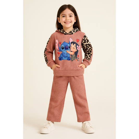 Meisjes set met Lilo & Stitch print – roze ribstof met luipaard mouwen