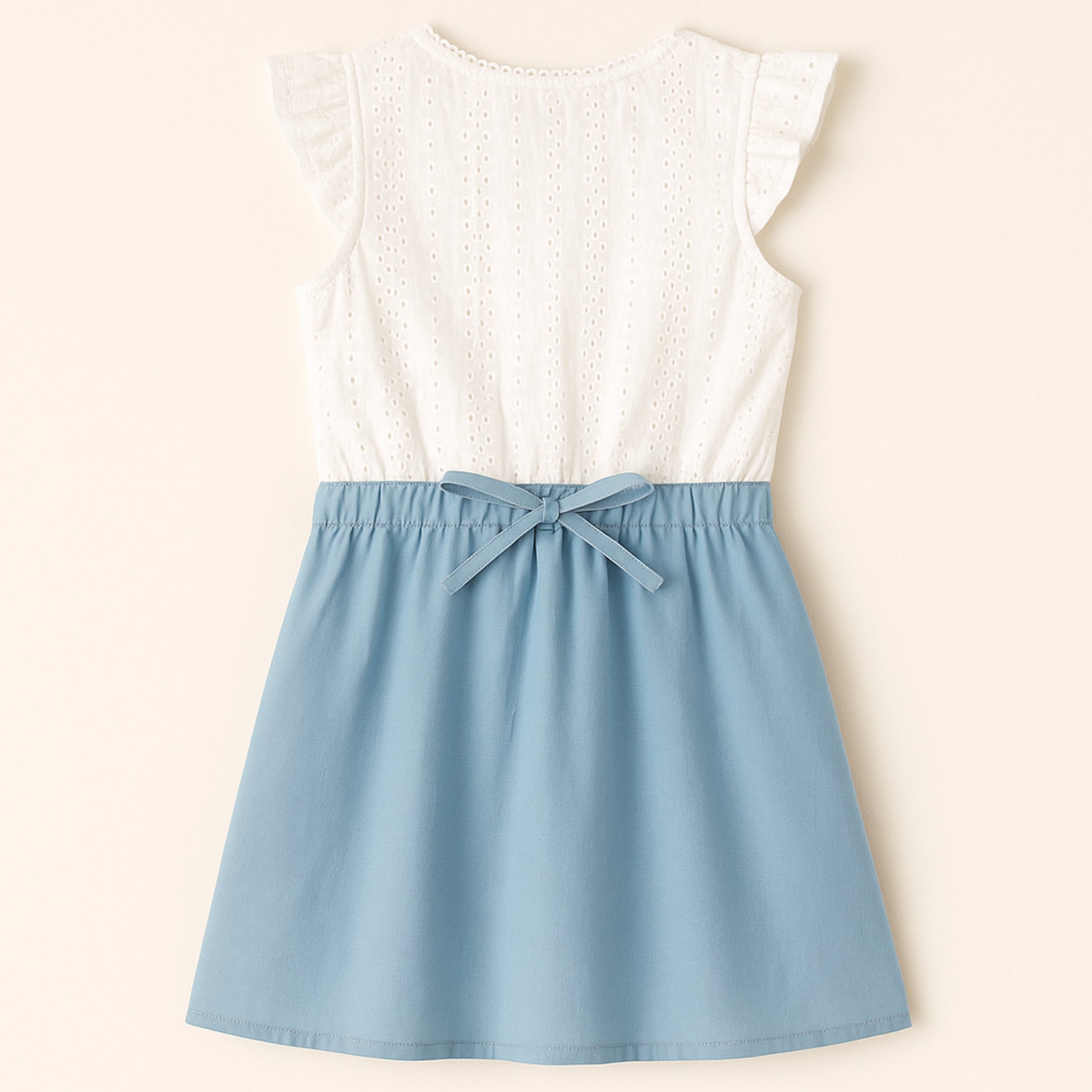 Meisjes jurk met knopen – wit top en roze rok met strikdetail